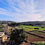 Valley View Apartment